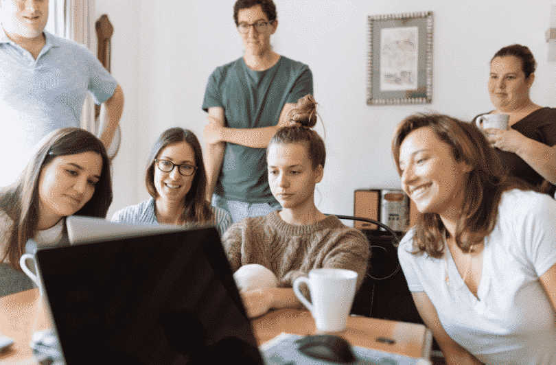 200+ Group Chat Survey Question Ideas (Easy, Funny and Deep)